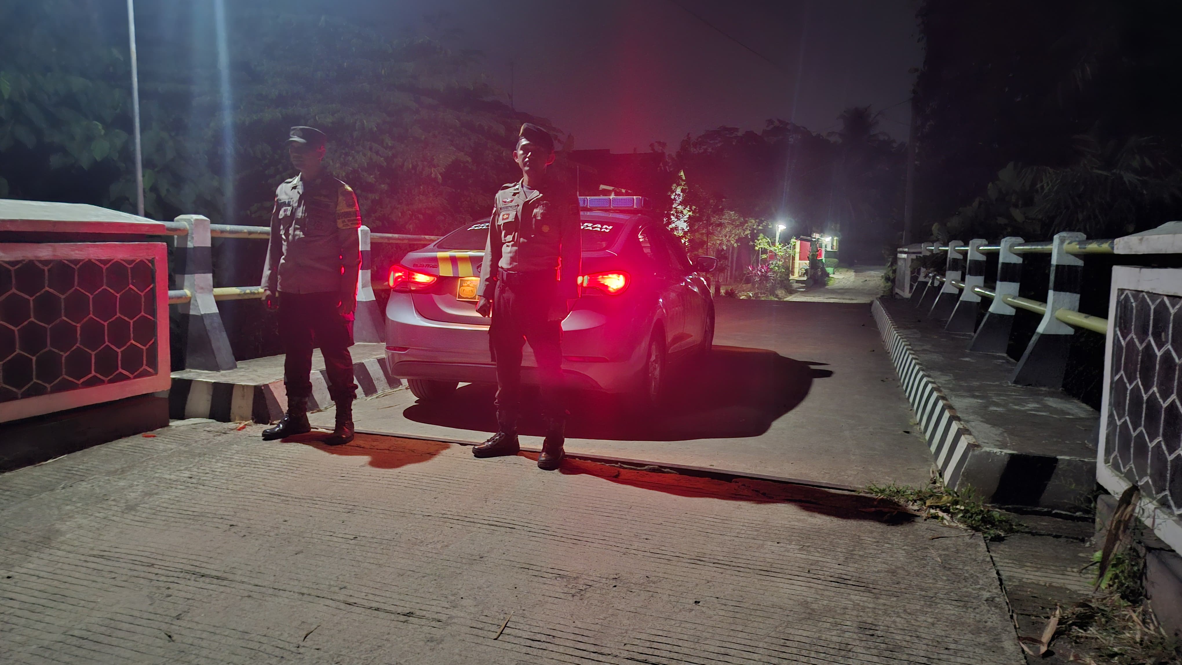 POLSEK GEDONG TATAAN INTENSIFKAN PATROLI DIALOGIS DAN HUNTING, CEGAH C3 DI WILAYAH HUKUM